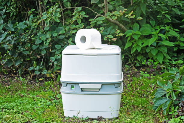 Best Portable toilet rental cost  in Arcola, IL