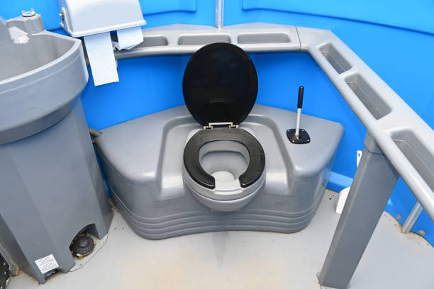 Best Portable restroom trailer rental  in Arcola, IL